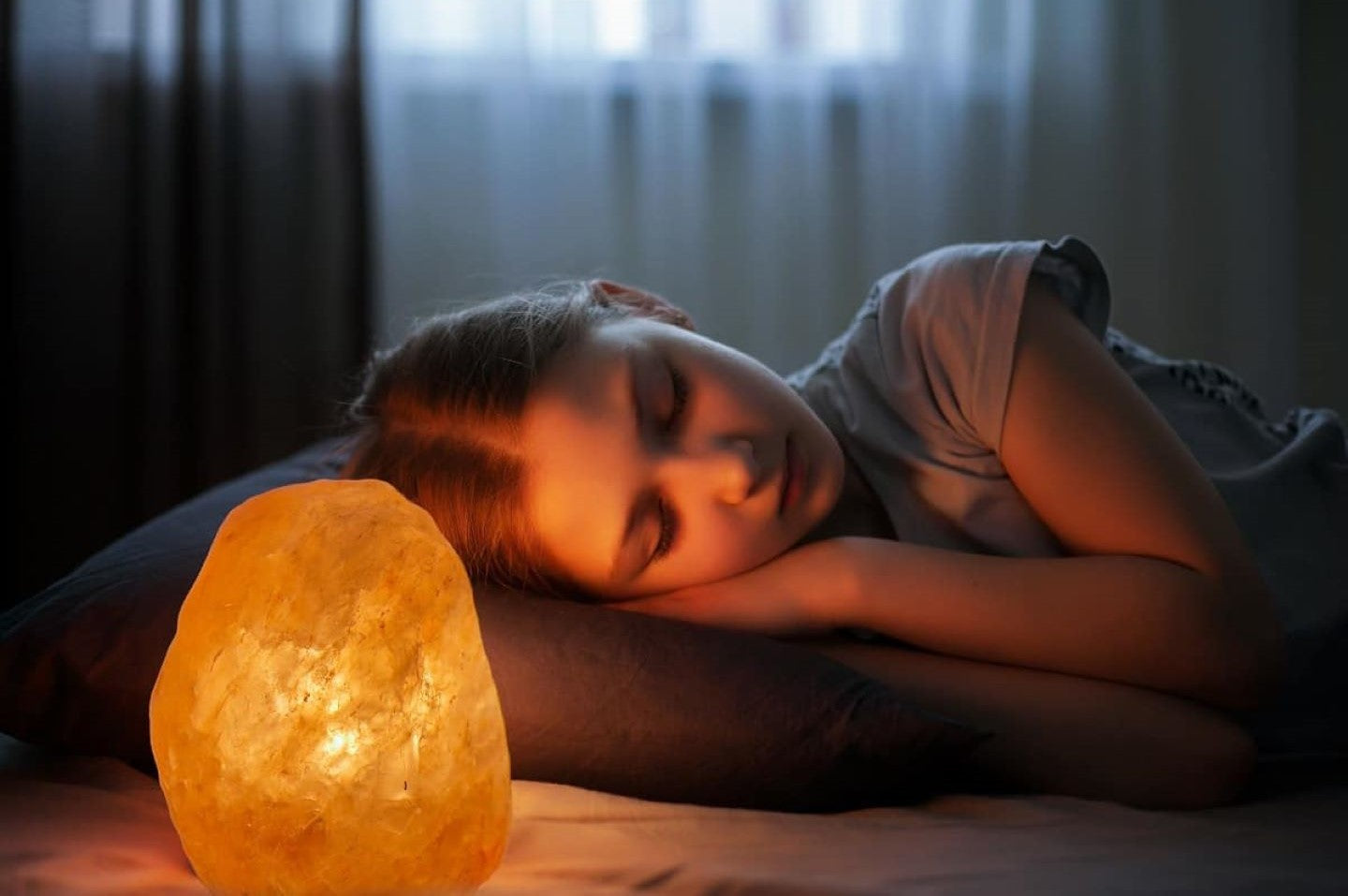 Salt-Lamps Science Decor