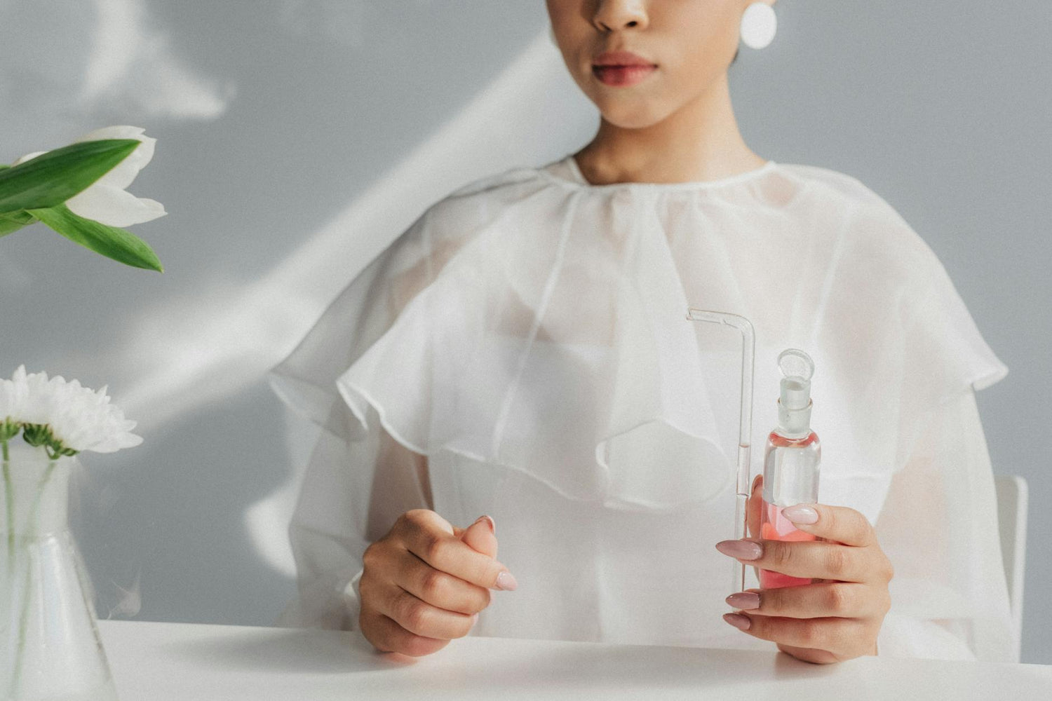 Anti-Gravity Humidifier: Decorate Your Home with Science