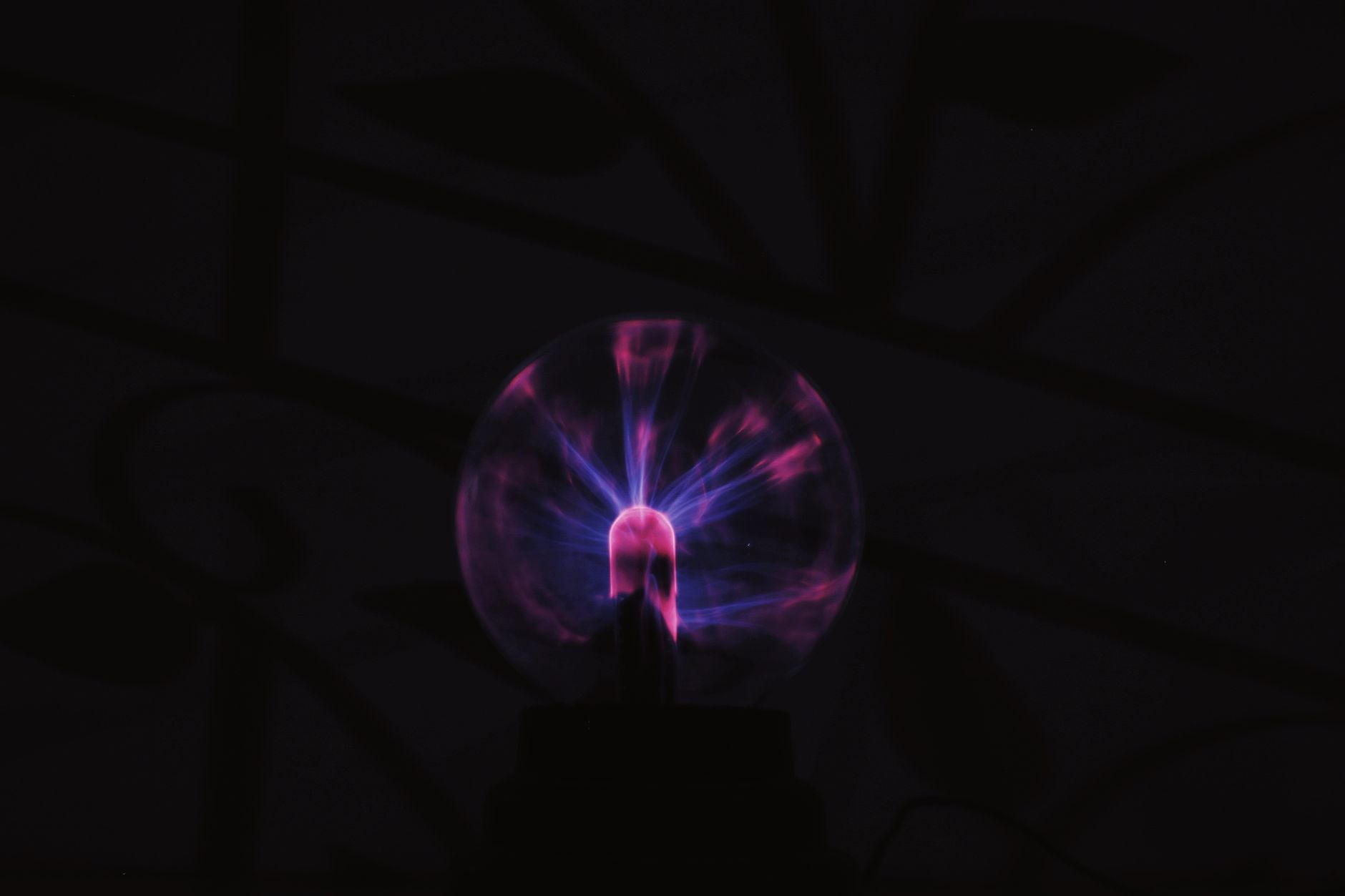 How Does a Plasma Tube Work? The Science of Glowing Gas