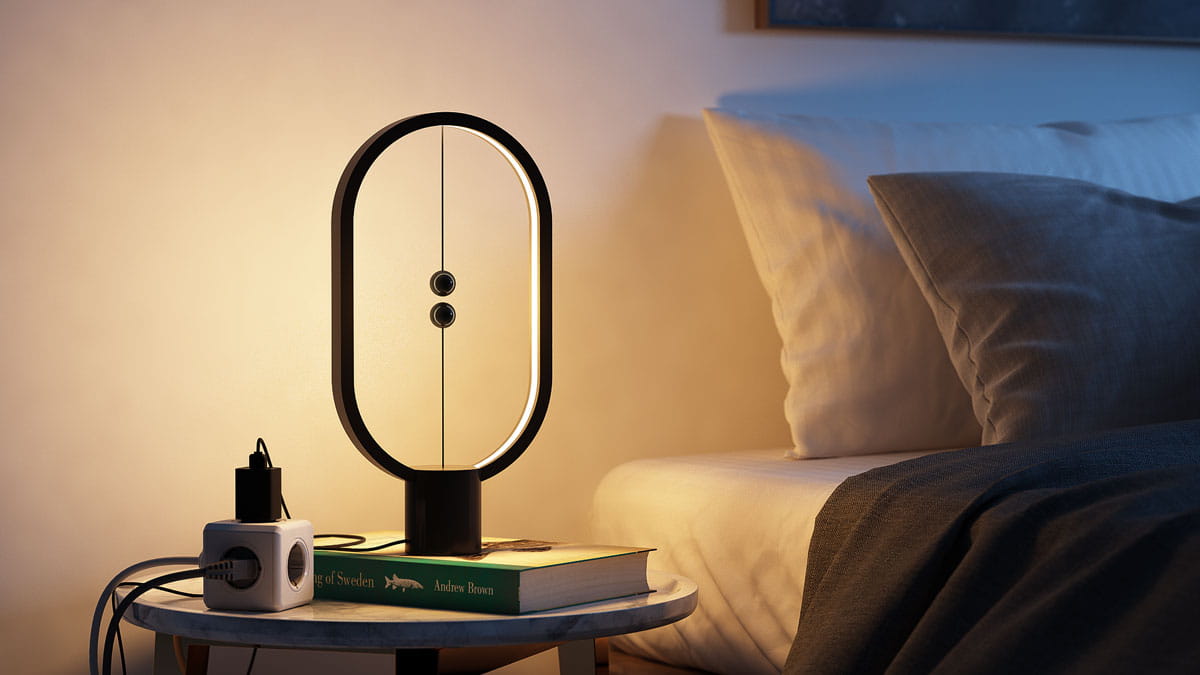 Wood magnetic store balance lamp