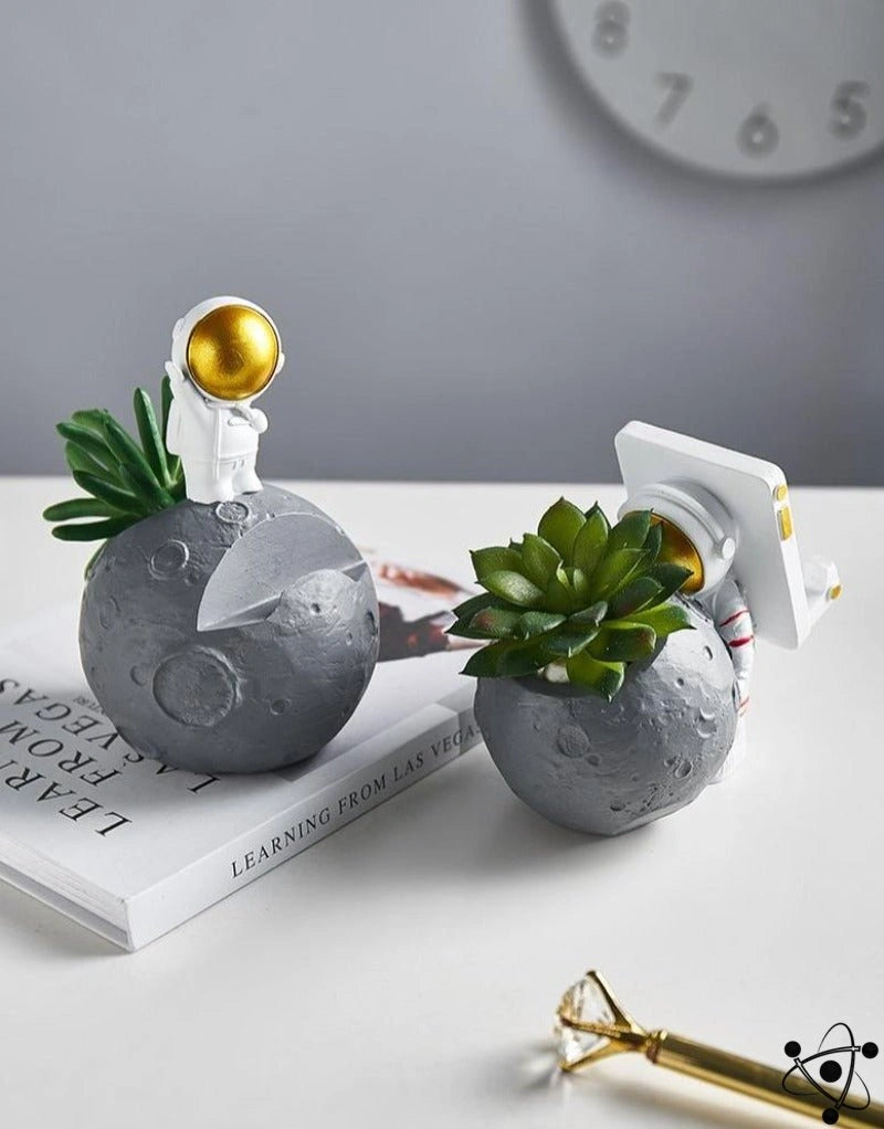 Astronaut Succulents Pot Science Decor