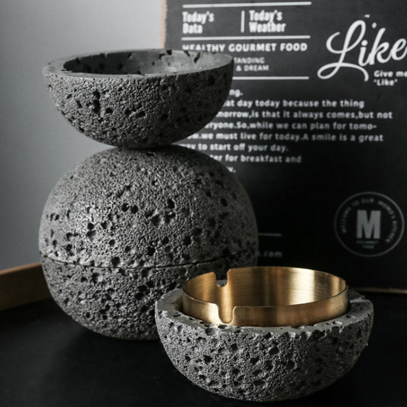 Creative Moon Ashtray Science Decor