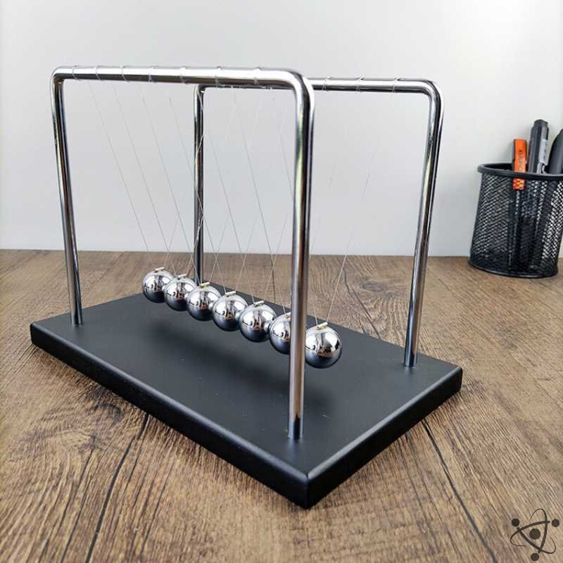 Metal Newton's Cradle Science Decor