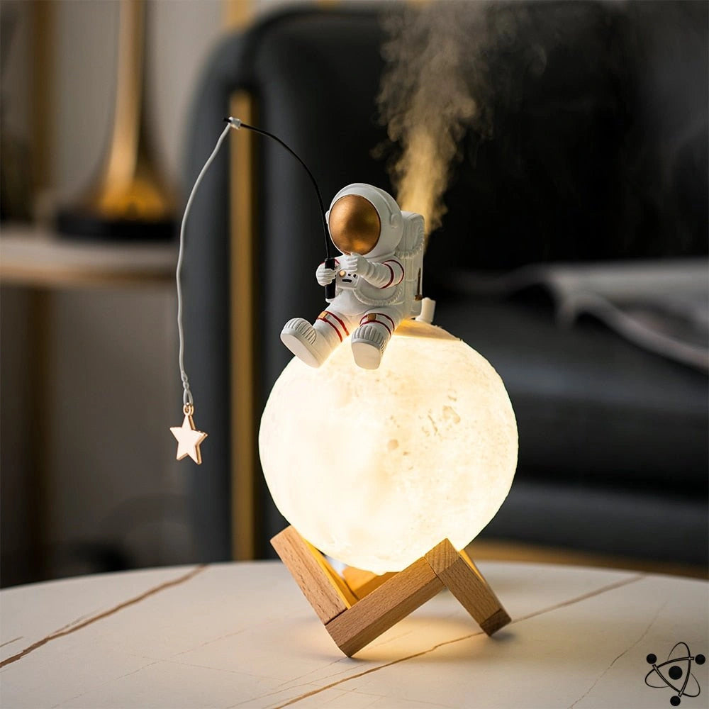 Moon & Astronaut Lamp Humidifier Science Decor