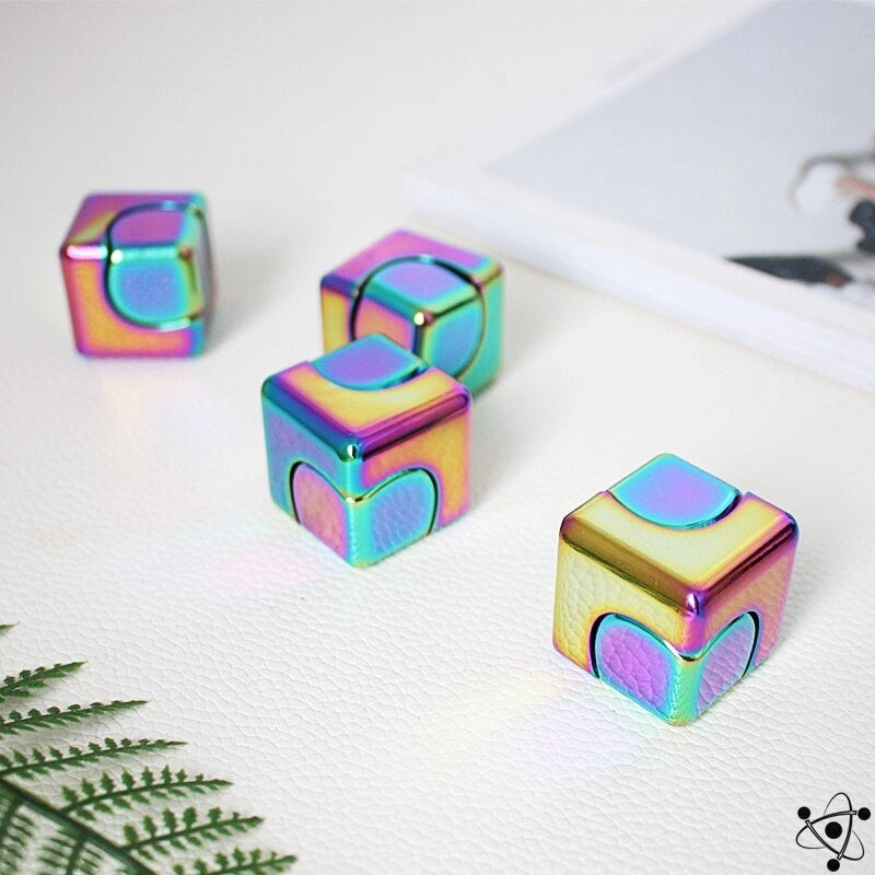spinner Science Decor
