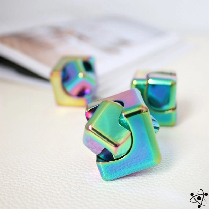 spinner Science Decor