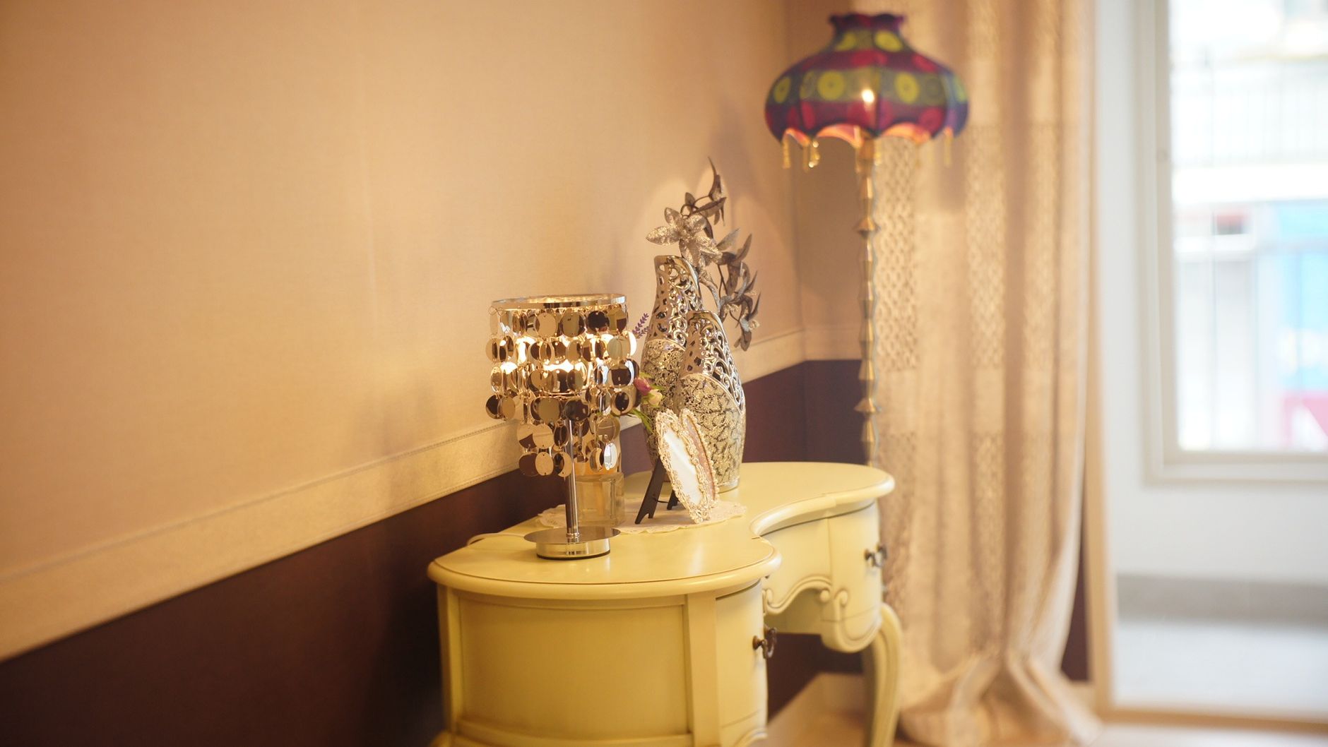 Lava Table Lamp: How to Style It as Living Room Art