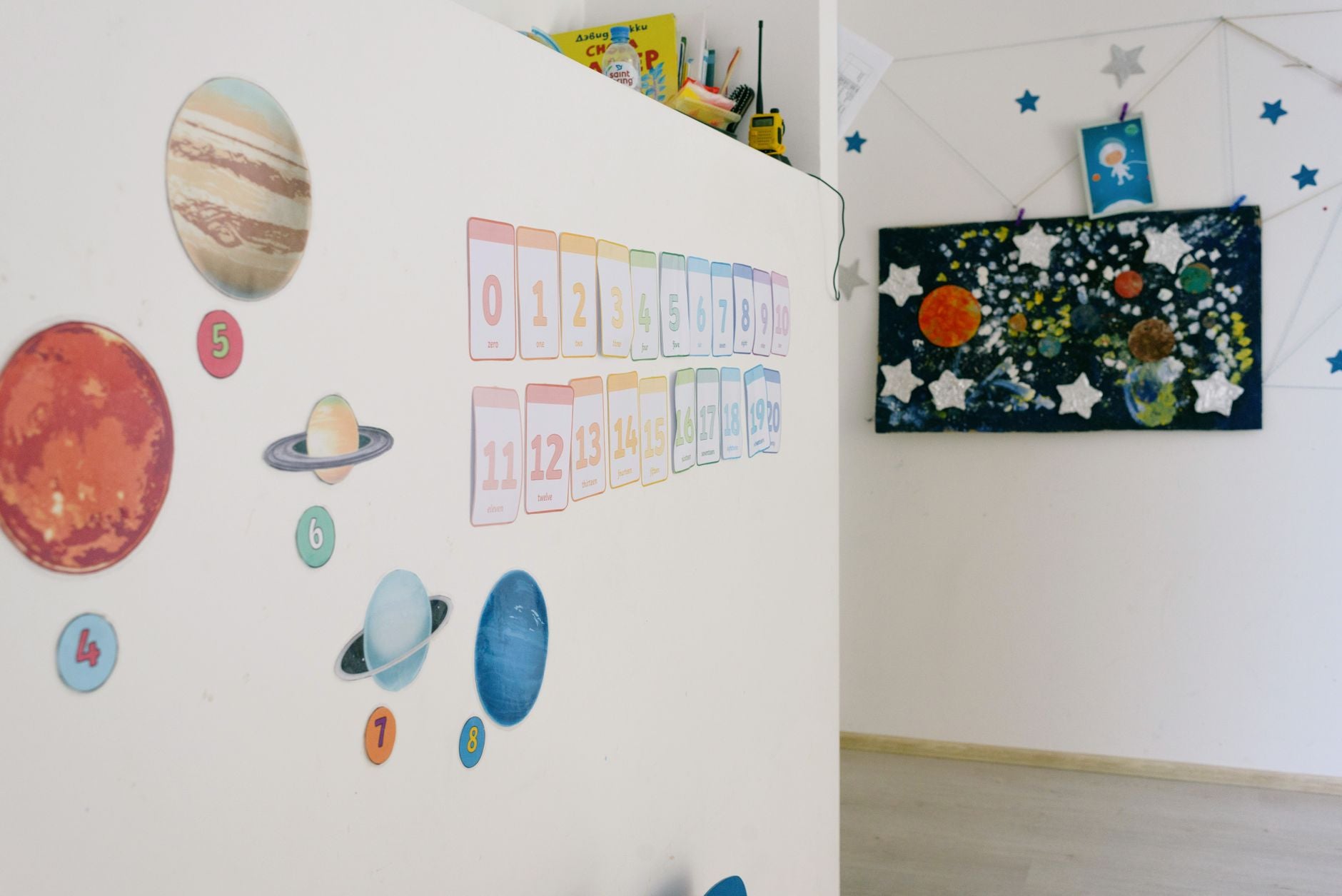 Science Wall Decals: How to Decorate Any Room with Science
