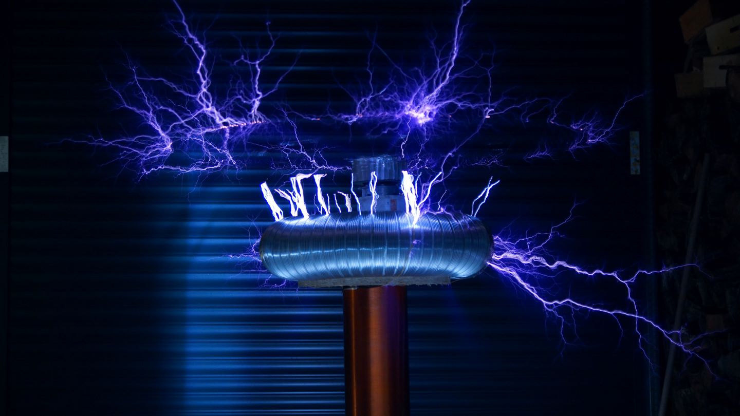 Tesla Coil Speaker Science Decor