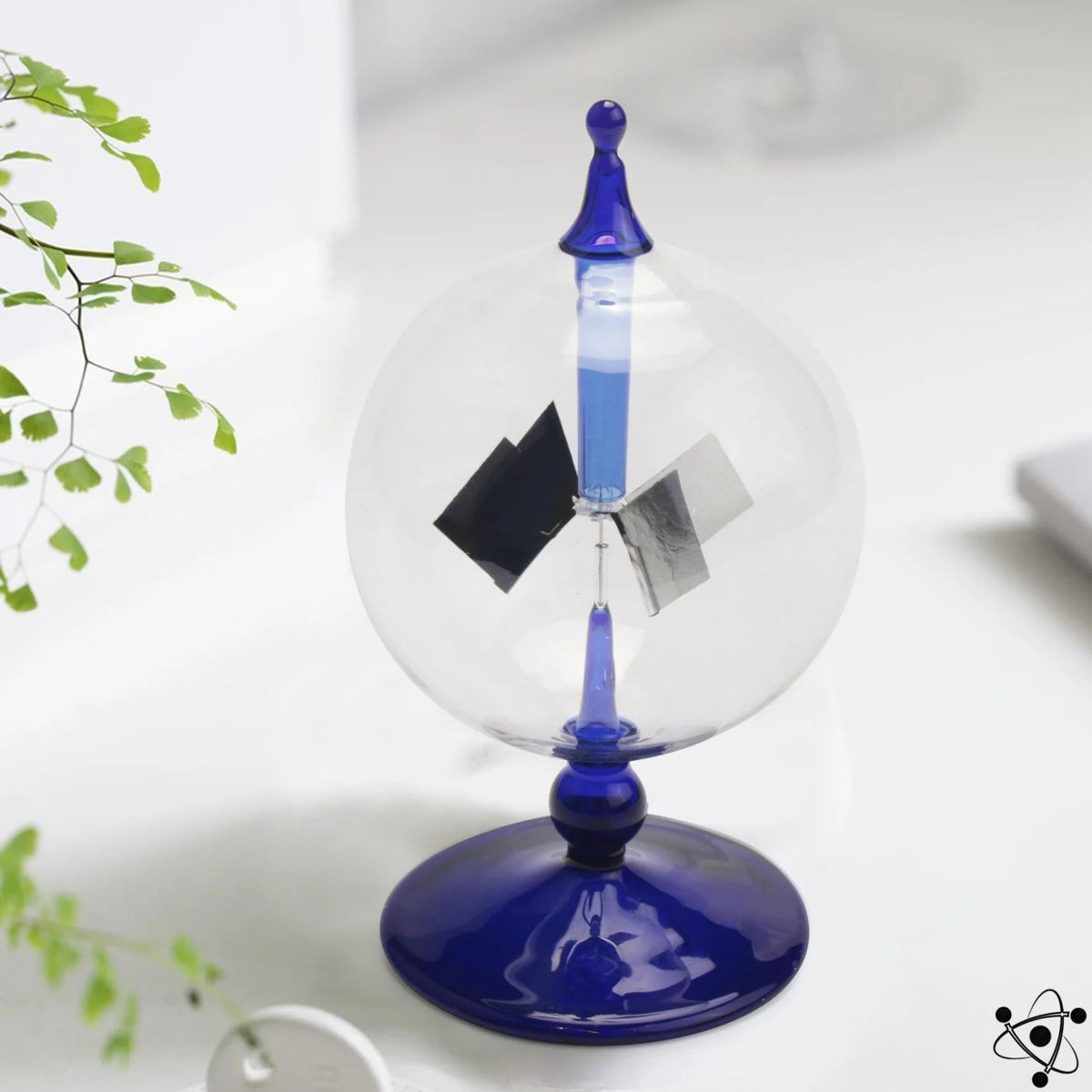 Radiomètre Crookes à Énergie Solaire – Jouet Scientifique 21 Cm – Aubes Rotatives